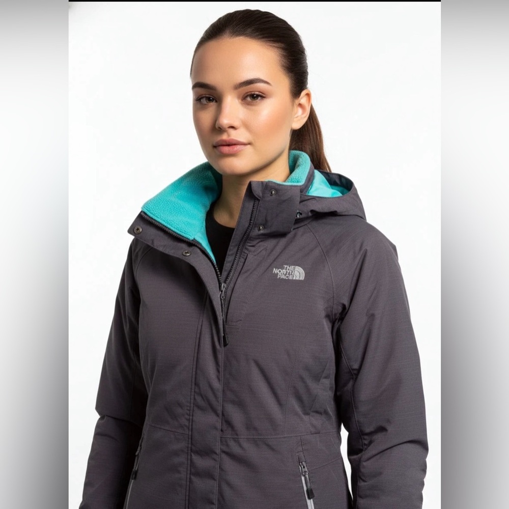 The North Face Women's Purple/Charcoal and Teal Ski Jacket Size Medium HyVent